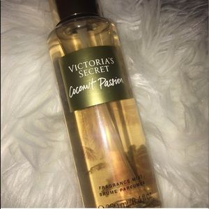 Victoria Secret Coconut Passion